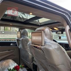 جیپ گراند شیرۆکی